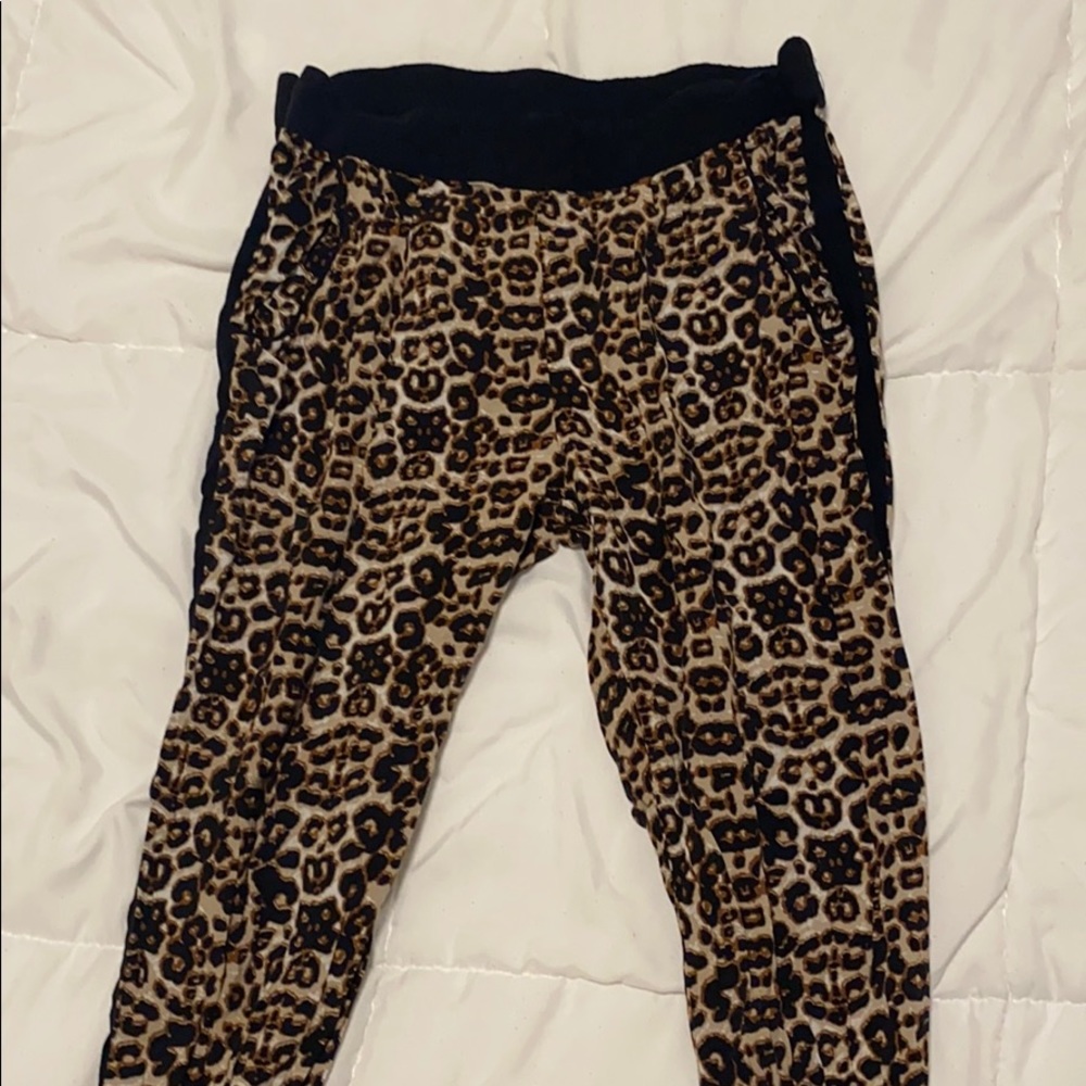 Leopard pant cropped